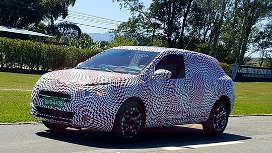 Segredo: flagramos o Citroën C4 Cactus no Brasil