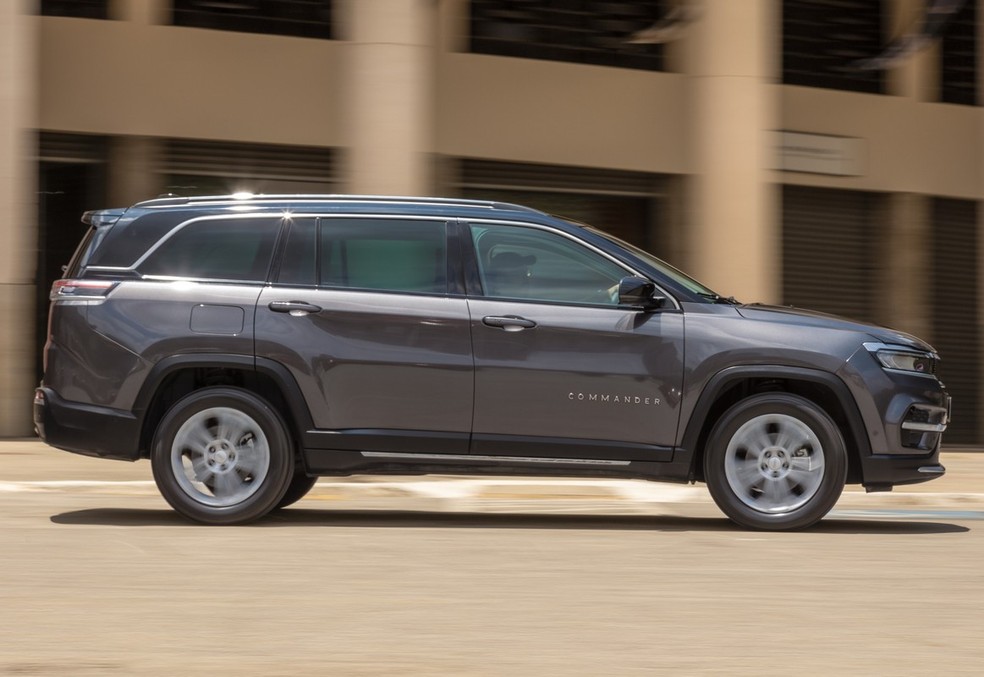 Para ficar mais barato, SUV perdeu quase todos os assistentes ativos de segurança e até alguns itens de conforto — Foto: Renato Durães / Auto News Brasil