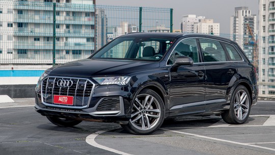 Especial 7 lugares: Audi Q7 de quase R$ 600 mil é luxuoso e potente, mas peca no espaço