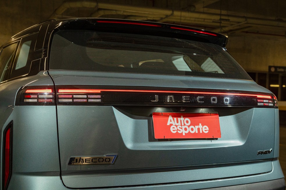 Jaecoo 7 tem área envidraçada pequena — Foto: Renato Durães/Auto News Brasil