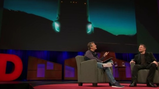 Tesla desenvolve tecnologia autônoma para caminhões e quer testá-los em Nevada
