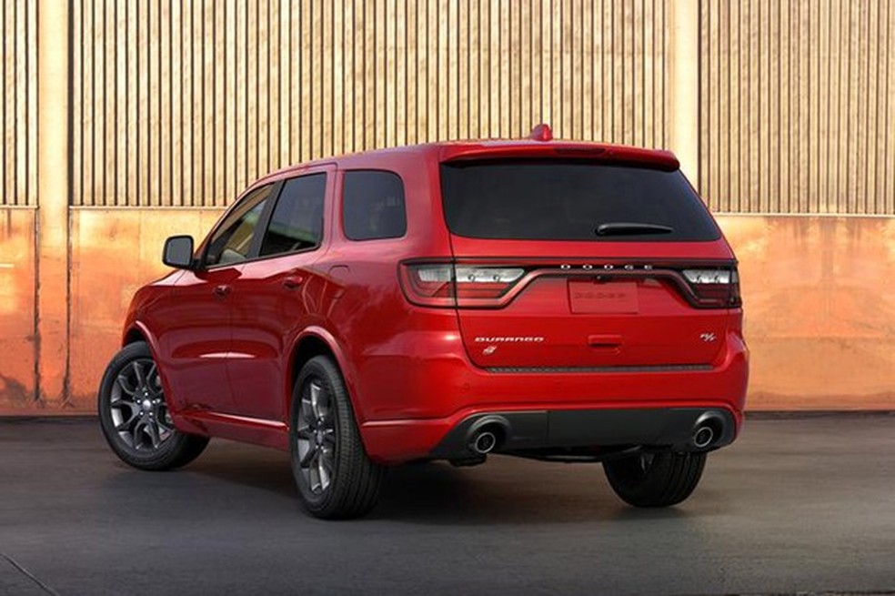 Dodge Durango R/T 2018 (Foto: Divulgação) — Foto: Auto Esporte
