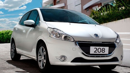 Prestes a receberem câmbio novo, Peugeot 208 e 2008 automáticos têm promoção