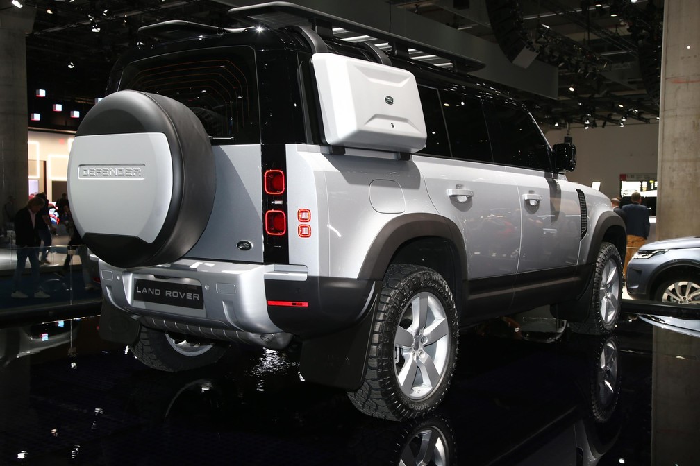 Land Rover Defender — Foto: Newspress
