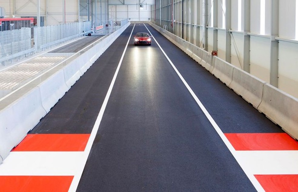 Primeira fábrica da Tesla Motors na Europa (Foto: Divulgação) — Foto: Auto Esporte
