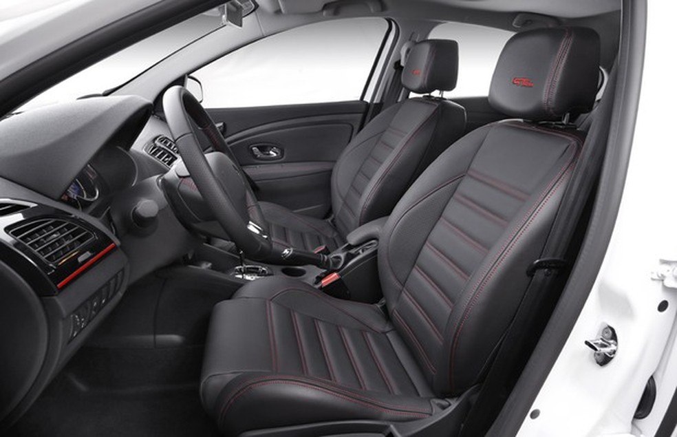 Renault Fluence GT Line 2016 (Foto: Rodolfo Buhrer / La Imagem) — Foto: Auto Esporte