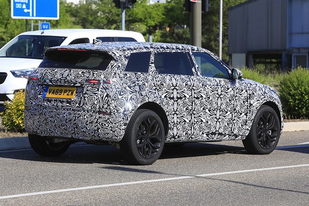 A parte mecânica, como motorização e câmbio, deve permanecer a mesma (Foto: Automedia ) — Foto: Auto Esporte
