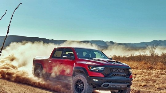 RAM 1500 TRX é a picape mais potente do mundo com motor V8 de 712 cv