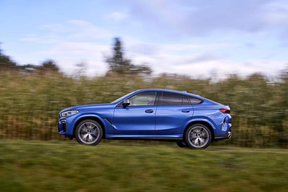 BMW X6 — Foto: Divulgação