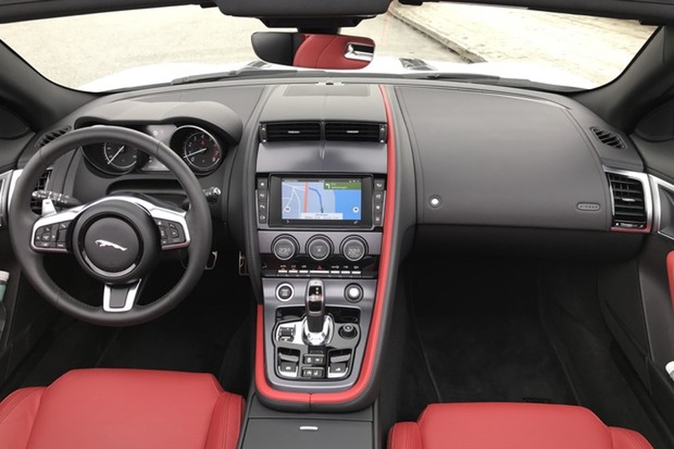 Jaguar F-Type 2.0 turbo (Foto: Jason Vogel / Agência O 3PWEB ) — Foto: Auto Esporte