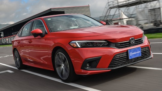 Teste rápido: novo Honda Civic chega em 2022 maduro o bastante para ter preço de carro importado no Brasil