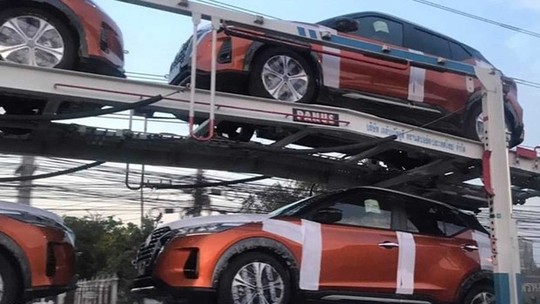 Flagra: Novo Nissan Kicks com dois motores é visto sem camuflagem
