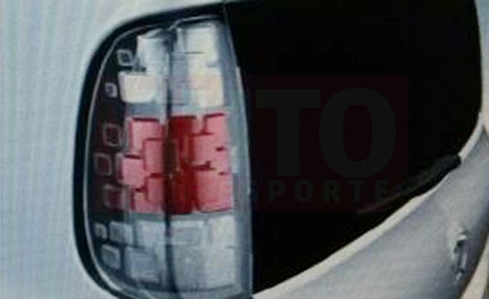 Imagens revelam detalhes do novo Uno Sporting (Foto: Auto News Brasil) — Foto: Auto Esporte
