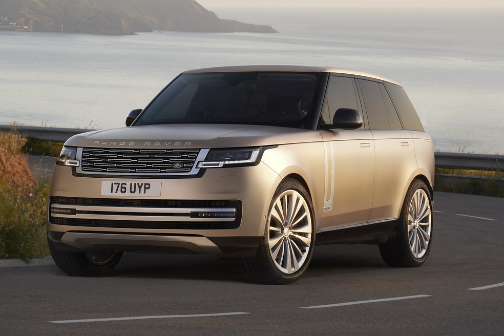 Land Rover Range Rover ficou menos quadrado na quinta geração — Foto: Divulgação