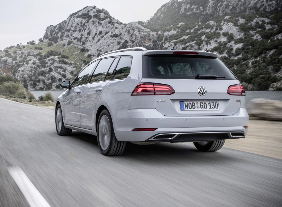 Volkswagen Golf Variant — Foto: Divulgação