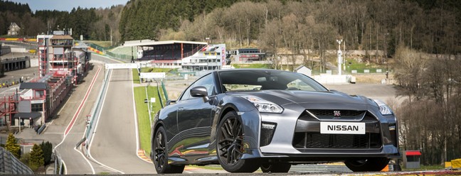 Nissan GT-R