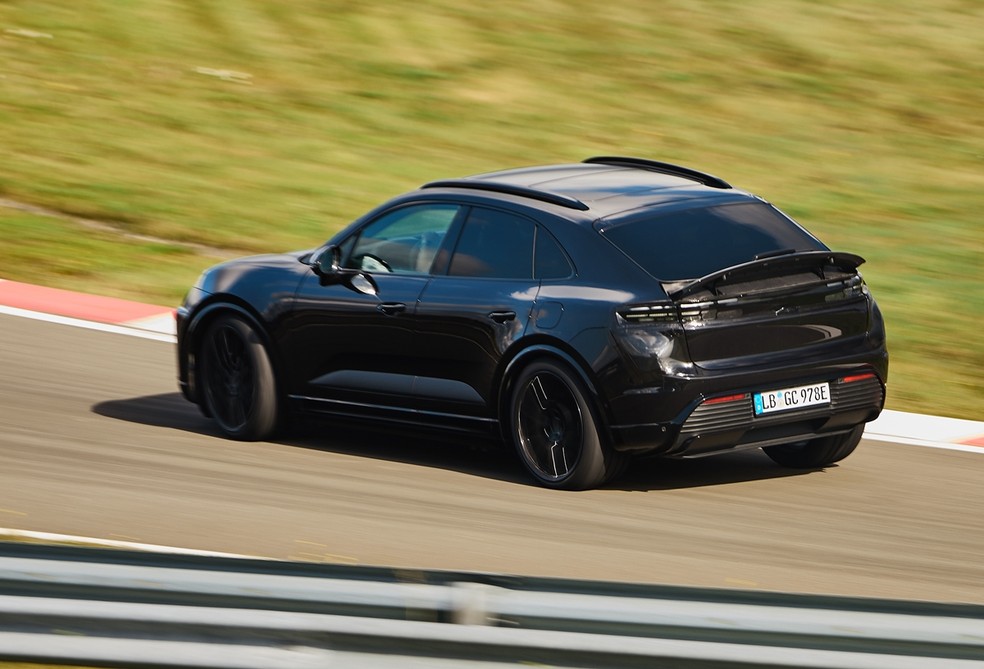 Porsche Macan terá versão elétrica inédita no Brasil — Foto: Divulgação