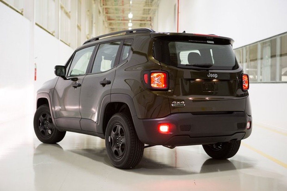 Renegade Custom (Foto: Divulgação ) — Foto: Auto Esporte