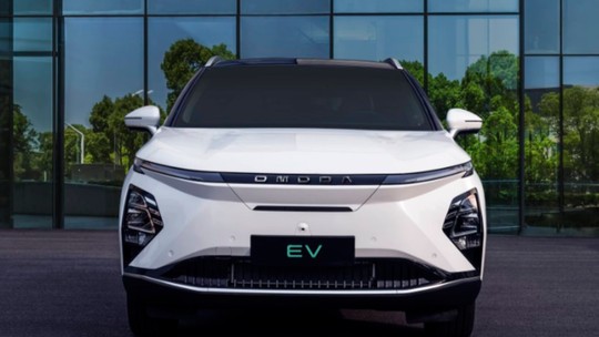 Marca chinesa faz pesquisa para trazer SUV elétrico ao Brasil; conheça o carro