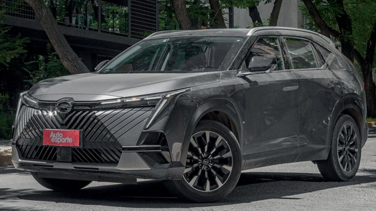 Chinesa GAC estreia no Brasil com 5 carros híbridos e elétricos; veja quais