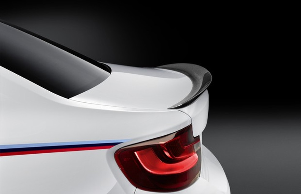 BMW M2 com pacote M (Foto: Divulgação) — Foto: Auto Esporte