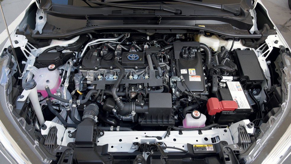 Conjunto mecânico híbrido tem motor 1.8 e propulsores elétricos associados — Foto: Murilo Góes/Auto News Brasil