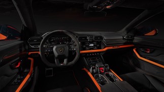 Lamborghini Urus SE Plug-in Hybrid — Foto: Divulgação