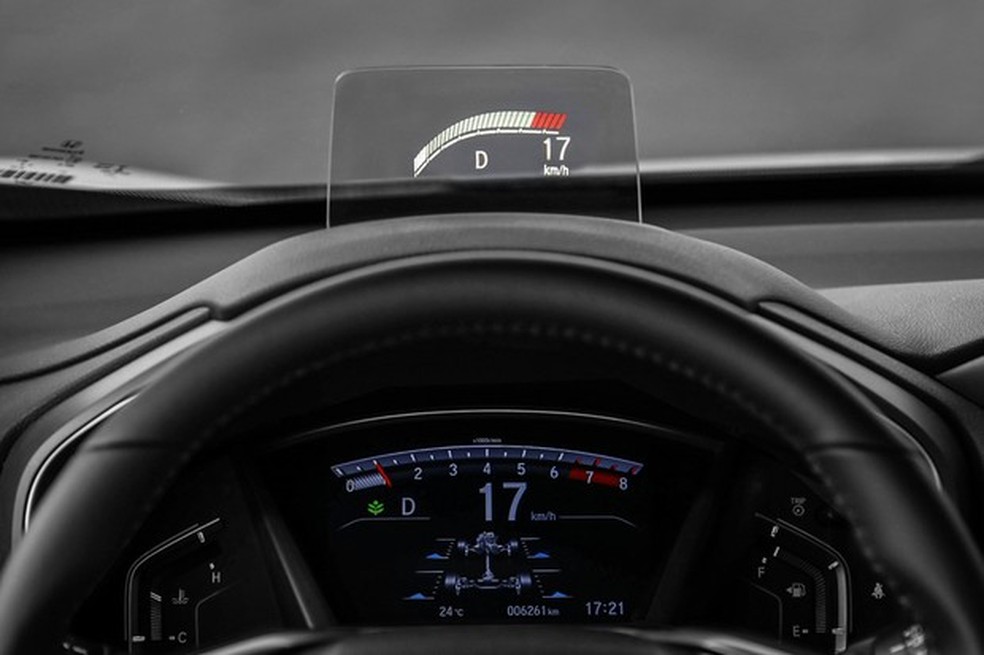 Head-Up Display dá um toque de luxo no painel do SUV (Foto: Divulgação) — Foto: Auto Esporte