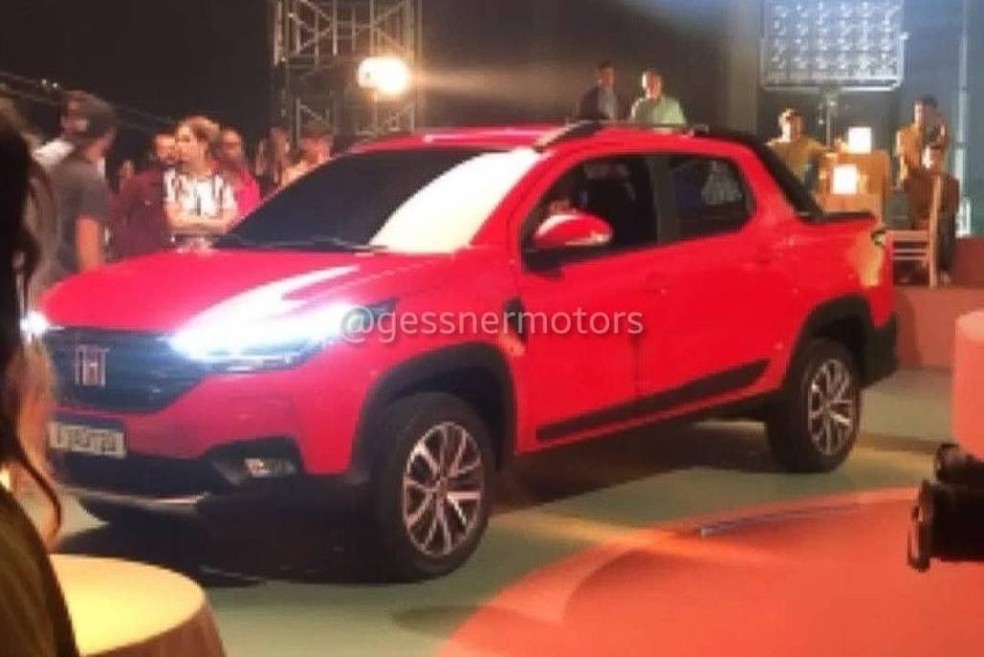 Fiat Strada 2021 — Foto: Reprodução/Andre Gessner