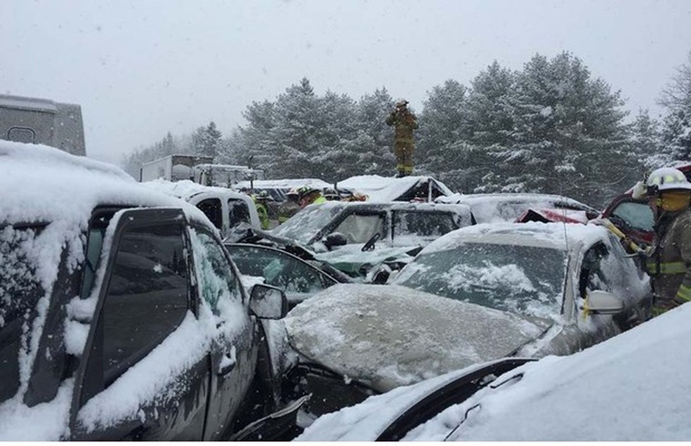 Engavetamento na estrada do Maine, EUA (Foto: Divulgação) — Foto: Auto Esporte