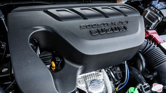 É preciso aquecer o motor do carro antes de sair no frio?