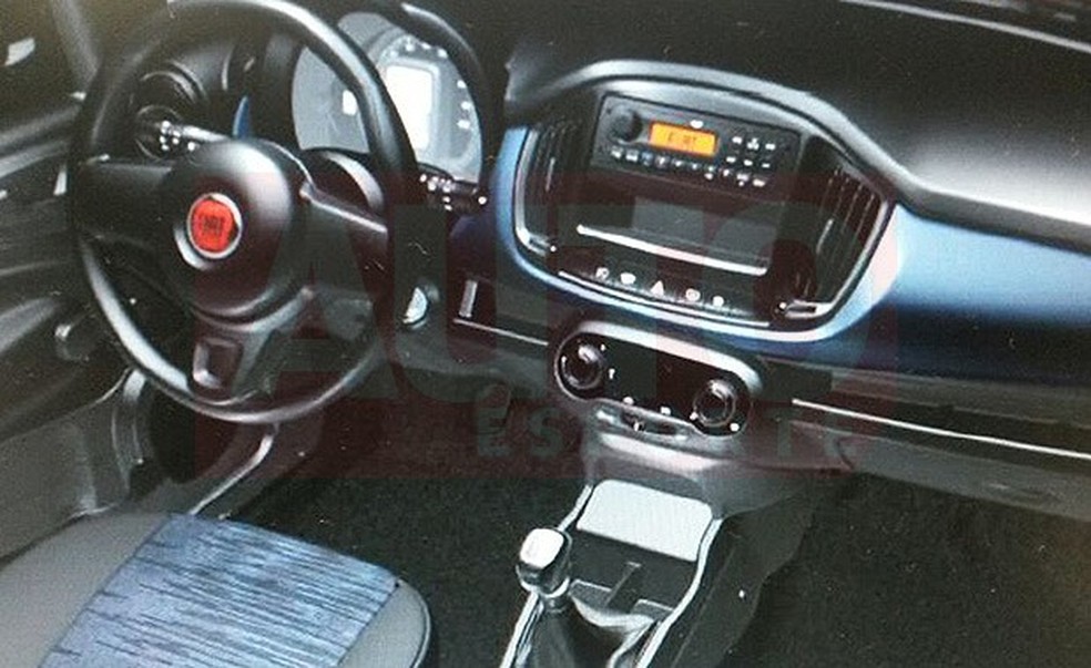 Imagens revelam interior do novo Uno Sporting (Foto: Auto News Brasil) — Foto: Auto Esporte