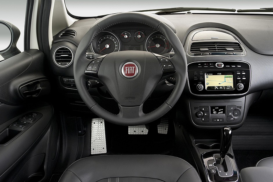 Fiat lança Linea Blackmotion com preço de R$ 70 mil