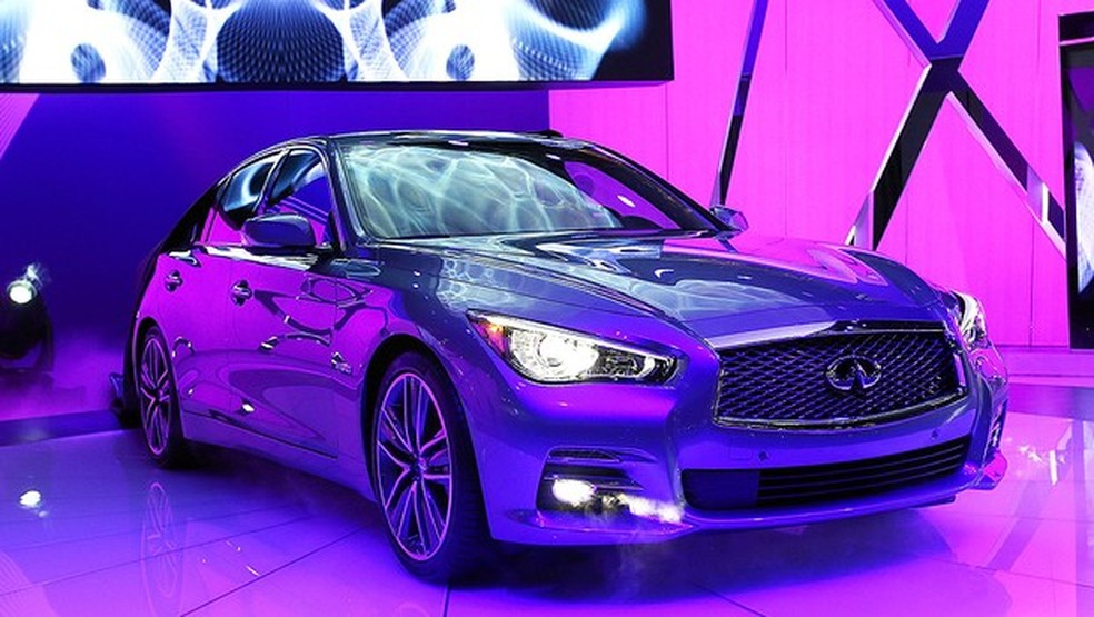 Infinit Q50 tem apelo esportivo e motor de 332 cv (Foto: AFP) — Foto: Auto Esporte