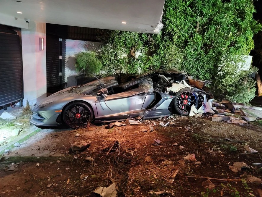 Lamborghini Aventador acidente EUA