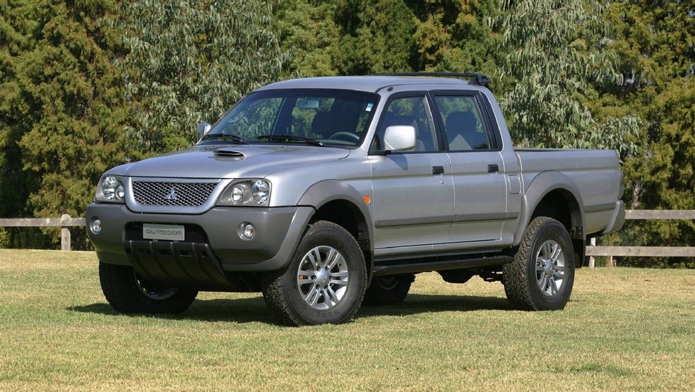 Mitsubishi L200 tem fama de ser bem robusta  — Foto: Divulgação