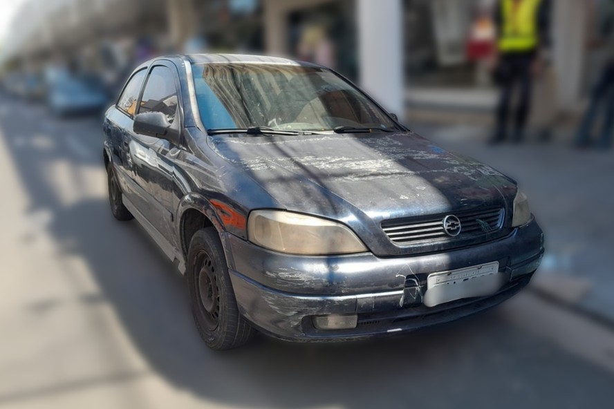 Chevrolet Astra apreendido
