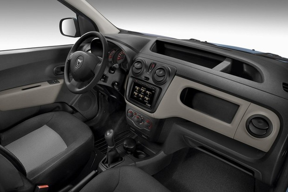 Painel do Dokker/Kangoo na versão van oferece visual semelhante aos outros Dacias (Foto: Divulgação) — Foto: Auto Esporte