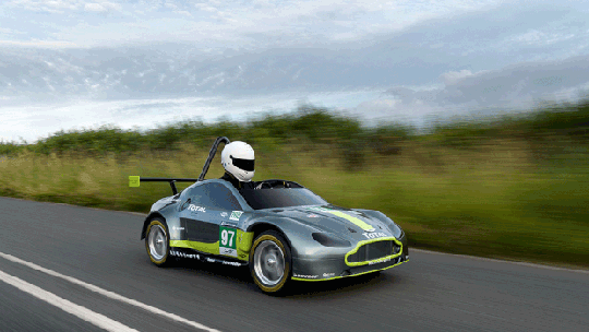 Aston Martin cria carrinho de competição para o Red Bull Soapbox Race