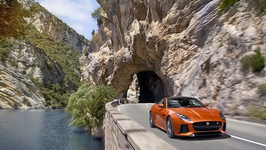 Jaguar F-Type SVR estará no Salão do Automóvel de São Paulo