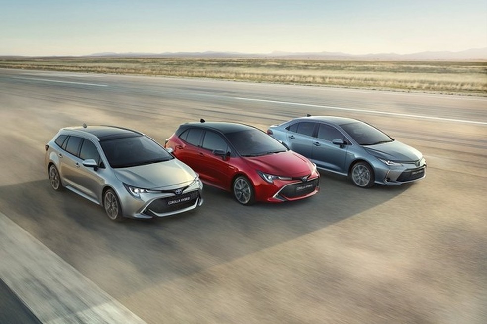 A linha completa do Corolla europeu: hatch, sedã e station wagon (Foto: Divulgação) — Foto: Auto Esporte