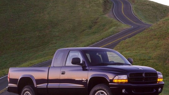Clássico do dia: Dodge Dakota R/T 5.2