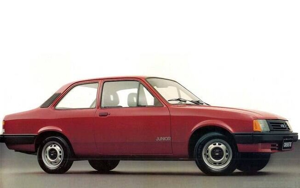 Chevette Junior dispõe de alimentação por carburador de corpo simples — Foto: Divulgação