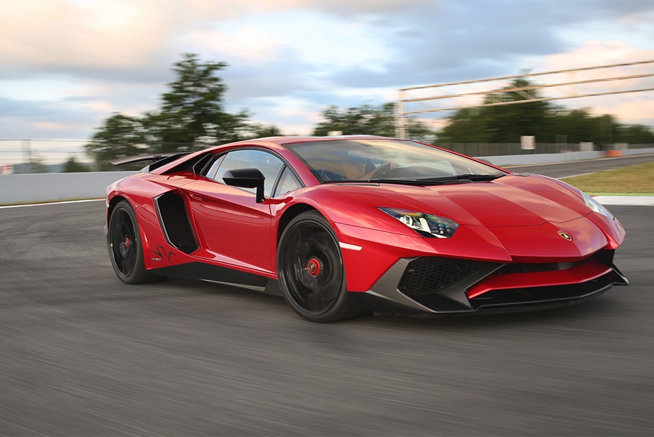Lamborghini Aventador LP 750-4 Superveloce