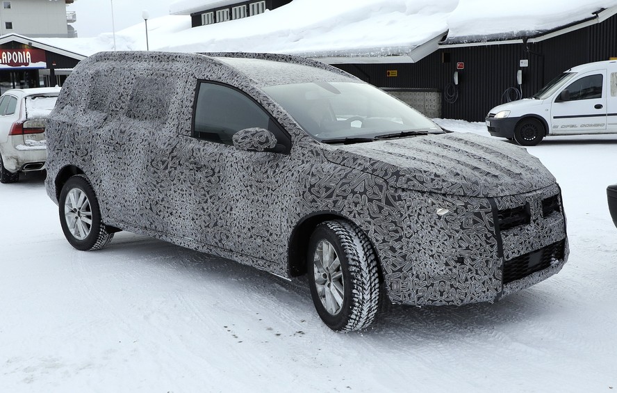 Dacia Lodgy MPV estilo Chevrolet Spin