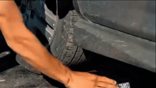 Bandeja de drift é vendida livremente na internet; será que é ilegal?