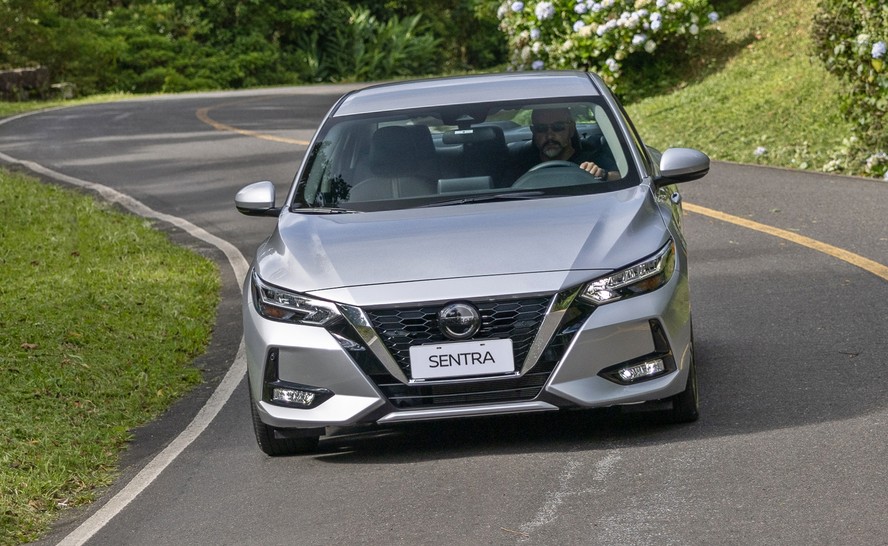 Nissan Sentra Advance