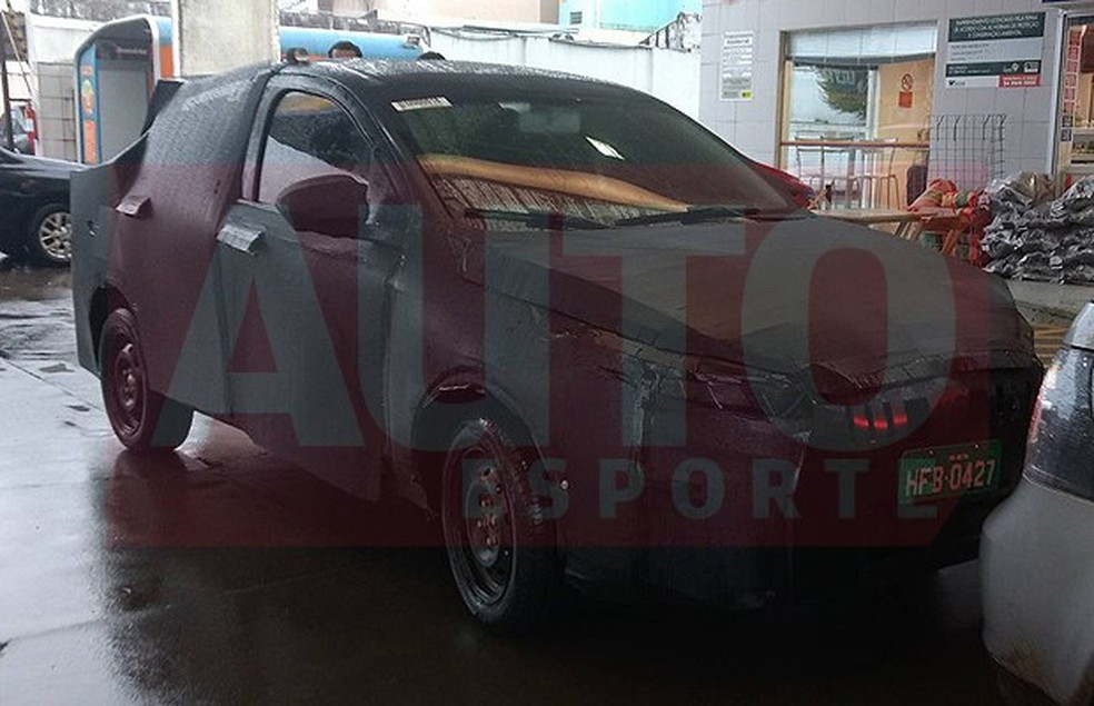 Flagramos o Fiat X6S, o sedã do Argo (Foto: Divulgação) — Foto: Auto Esporte