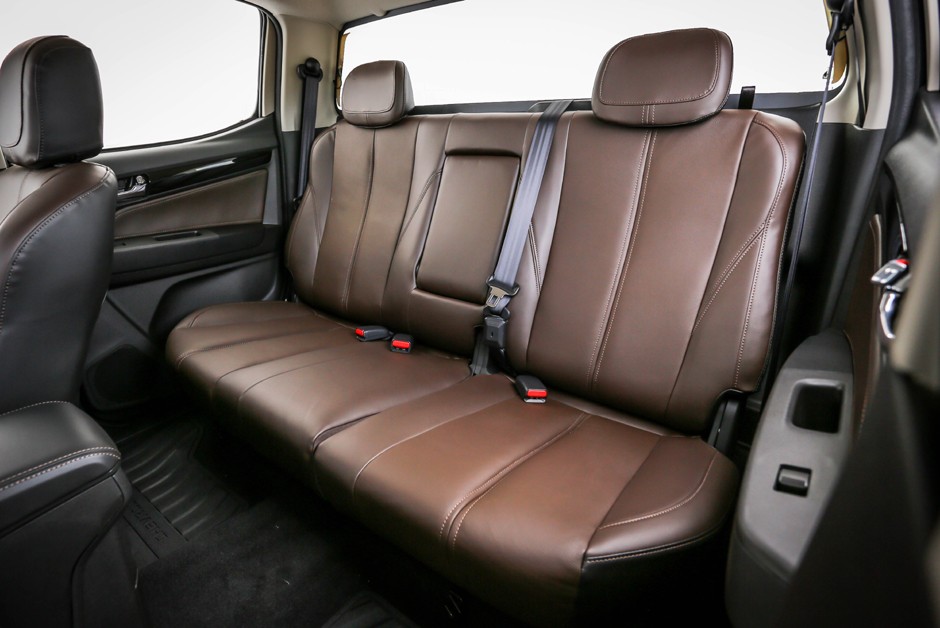 Bancos traseiros da Chevrolet S10 High Country