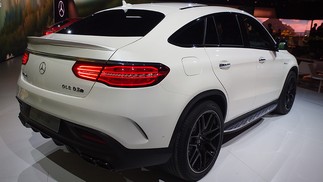 Mercedes-Benz GLE 63 coupe no Salão de Detroit 2015